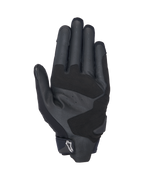 Guanti Alpinestars SP X 3, guanti da moto neri e bianchi, vista del palmo con pelle traforata per la ventilazione, inserti in pelle sintetica per grip e durata superiori, zone d'impatto rinforzate e design a polsino corto con logo Alpinestars bianco sulla linguetta