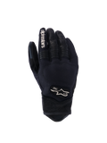 Guanti Alpinestars Tracker, guanti da moto neri, vista del dorso con costruzione in tessuto elasticizzato, dettagli in pelle traforata su dita e polso, marchio bianco sull'indice, logo Alpinestars con 1963 sul dorso, area delle nocche imbottita, design urban a polsino corto