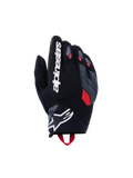 Guanti Alpinestars Durack, guanti da moto, nero con accenti grigio scuro e rosso acceso, dorso in tessuto testurizzato, protezione nocche grigia divisa, grande scritta Alpinestars bianca sull'indice e logo a stella bianco sul polso in neoprene