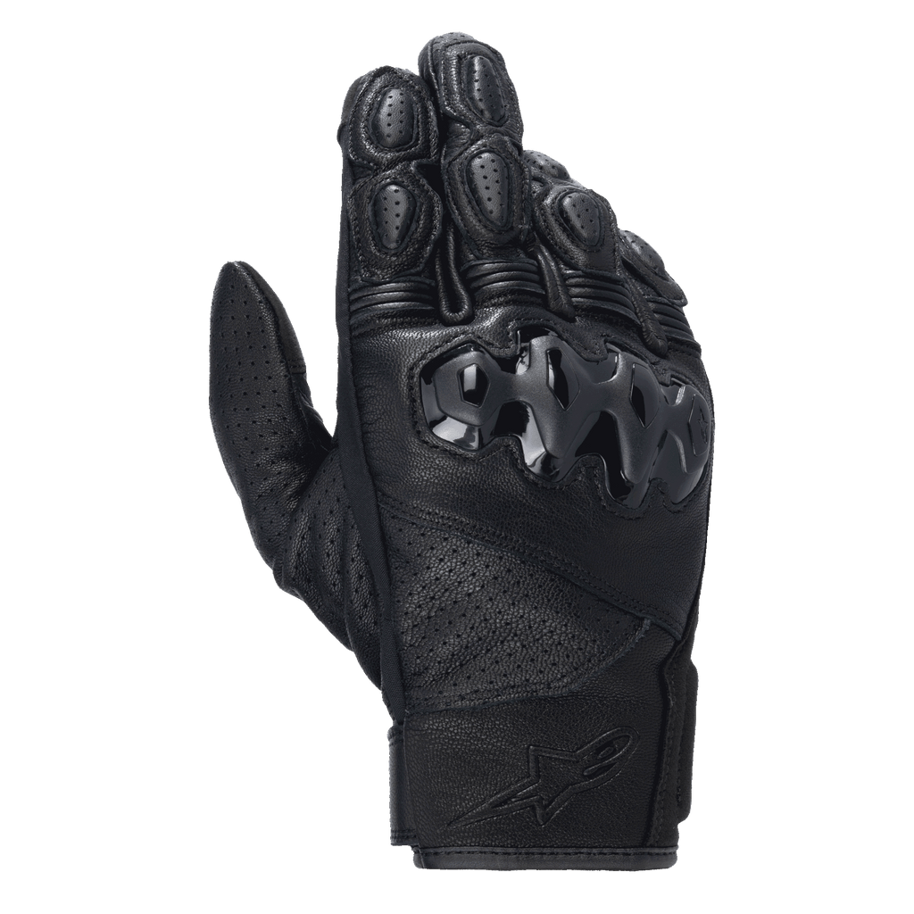 Alpinestars Celer V3, guanti da moto in pelle a polsino corto, neri, con protezione rigida per le nocche in PU e pannelli in pelle traforata, progettati per la guida urbana e su strada con logo impresso