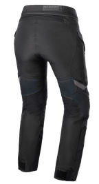 Pantaloni Alpinestars Stella ST-7 2L GORE-TEX da donna, nero e grigio scuro, vista posteriore che mostra la struttura in tessuto adventure touring, il carré posteriore e i dettagli della vita.