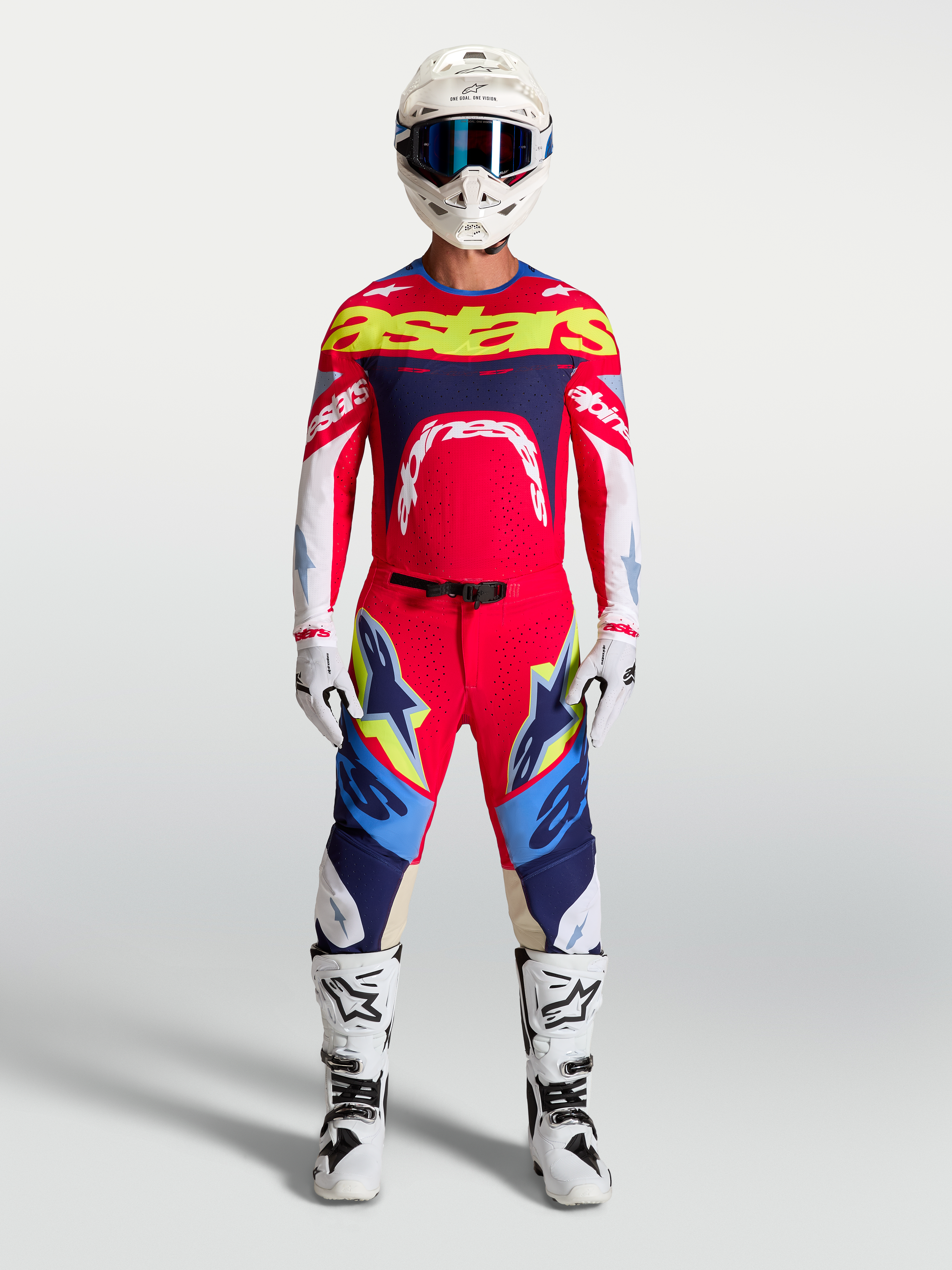 Alpinestars Supertech Dyna Gear Set e pantaloni Supertech Dyna, completo da motocross racing da uomo, rosso e blu navy, vestibilità atletica pro-rider
