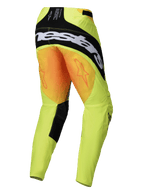 Alpinestars 2025 Techstar Melt Pants, pantaloni da motocross, giallo e nero, vista posteriore con grande logo Alpinestars nero sulla seduta e grafiche a stella arancioni sulle cosce, tessuto tecnico giallo fluorescente con inserti neri all'interno delle gambe