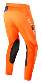 Alpinestars Supertech Foster Pants, pantaloni da motocross, arancione, con pannelli interni neri sulle ginocchia, branding ASTARS bianco e blu sulla gamba, costruzione rip-stop elasticizzata avanzata, vista laterale posteriore