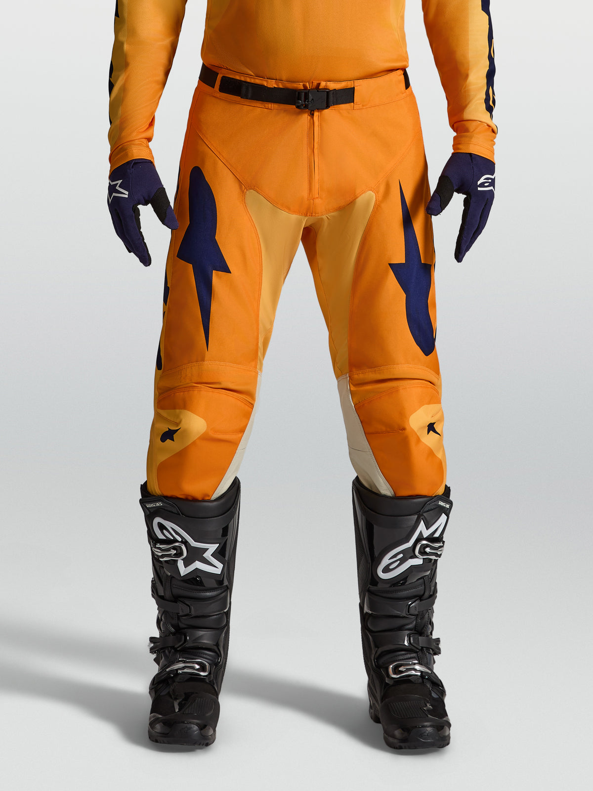 Alpinestars pantaloni Racer Amber, pantaloni da motocross per uomo, arancione e blu scuro, in poliestere 600D con vestibilità racing