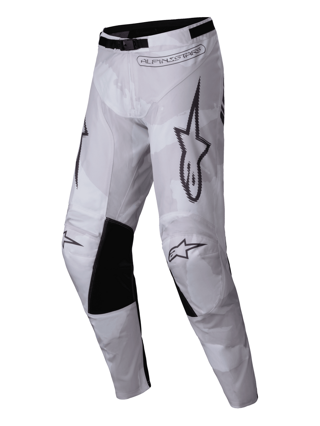 Alpinestars Pantaloni Racer Hollow 2025, pantaloni da motocross, marrone mimetico chiaro, caratterizzati da un leggero motivo camouflage con pannelli interni alle ginocchia neri, loghi Alpinestars e fibbia regolabile in vita per corse off-road