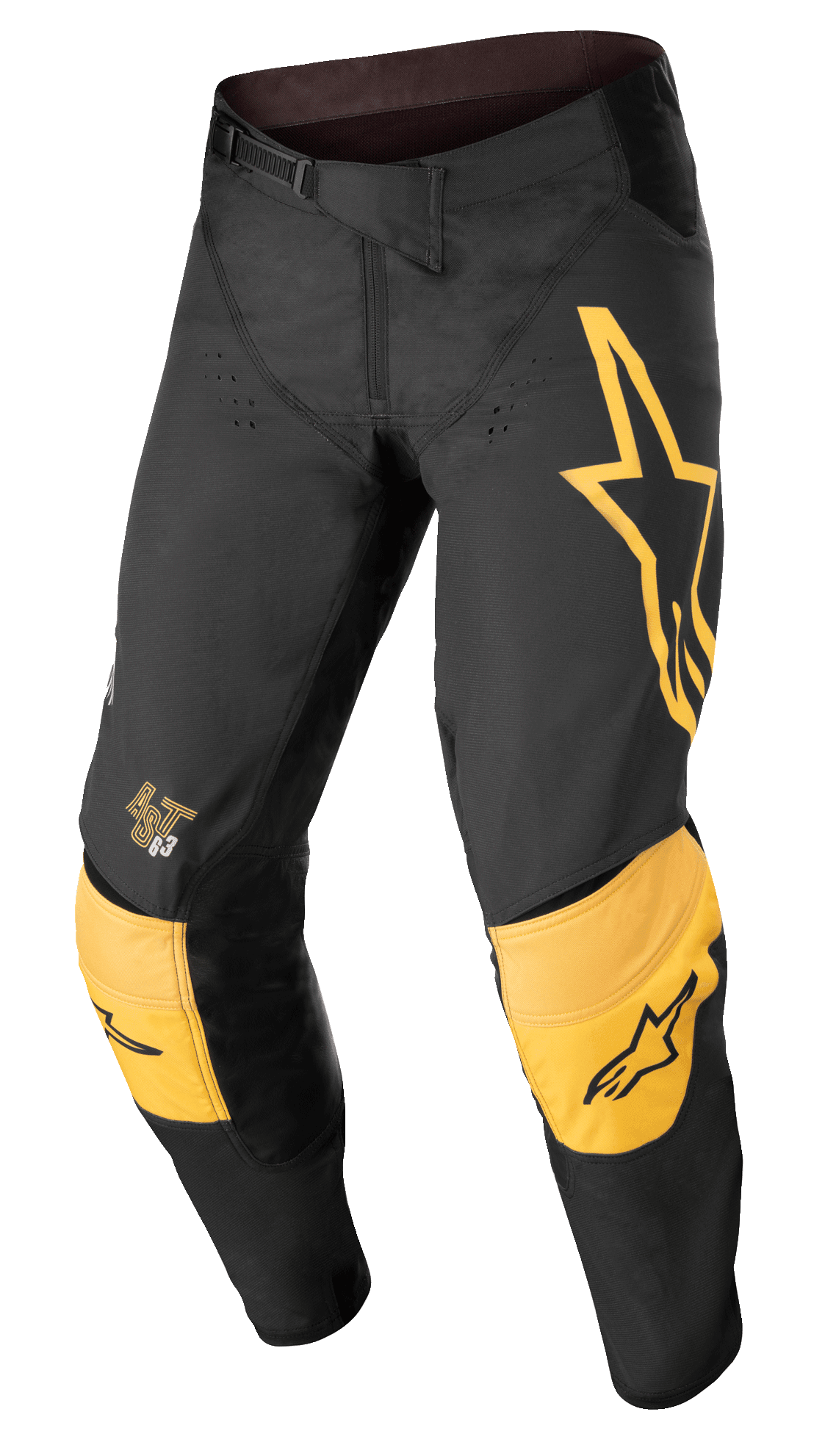 Alpinestars Techstar Quadro Pants, pantaloni da motocross fuoristrada, nero e giallo con accenti tangerine, grande logo a stella giallo sulla coscia sinistra, protezioni ginocchia gialle rinforzate con loghi neri, fori di ventilazione e chiusura a cricchetto in vita per una vestibilità da gara ad alte prestazioni.