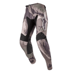 Pantaloni Alpinestars Racer Tactical 2024, pantaloni da motocross, motivo mimetico Military Green Camo Brown, con pannelli elasticizzati neri su interno coscia e ginocchia, logo Alpinestars bianco sulla coscia, design ergonomico pre-curvato per gare off-road