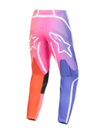 Alpinestars 2026 Fluid Apex Pants, pantaloni da motocross, sfumatura rosa, arancione e viola, vista posteriore con grandi loghi Alpinestars bianchi e strisce diagonali, pannelli rinforzati per prestazioni off-road