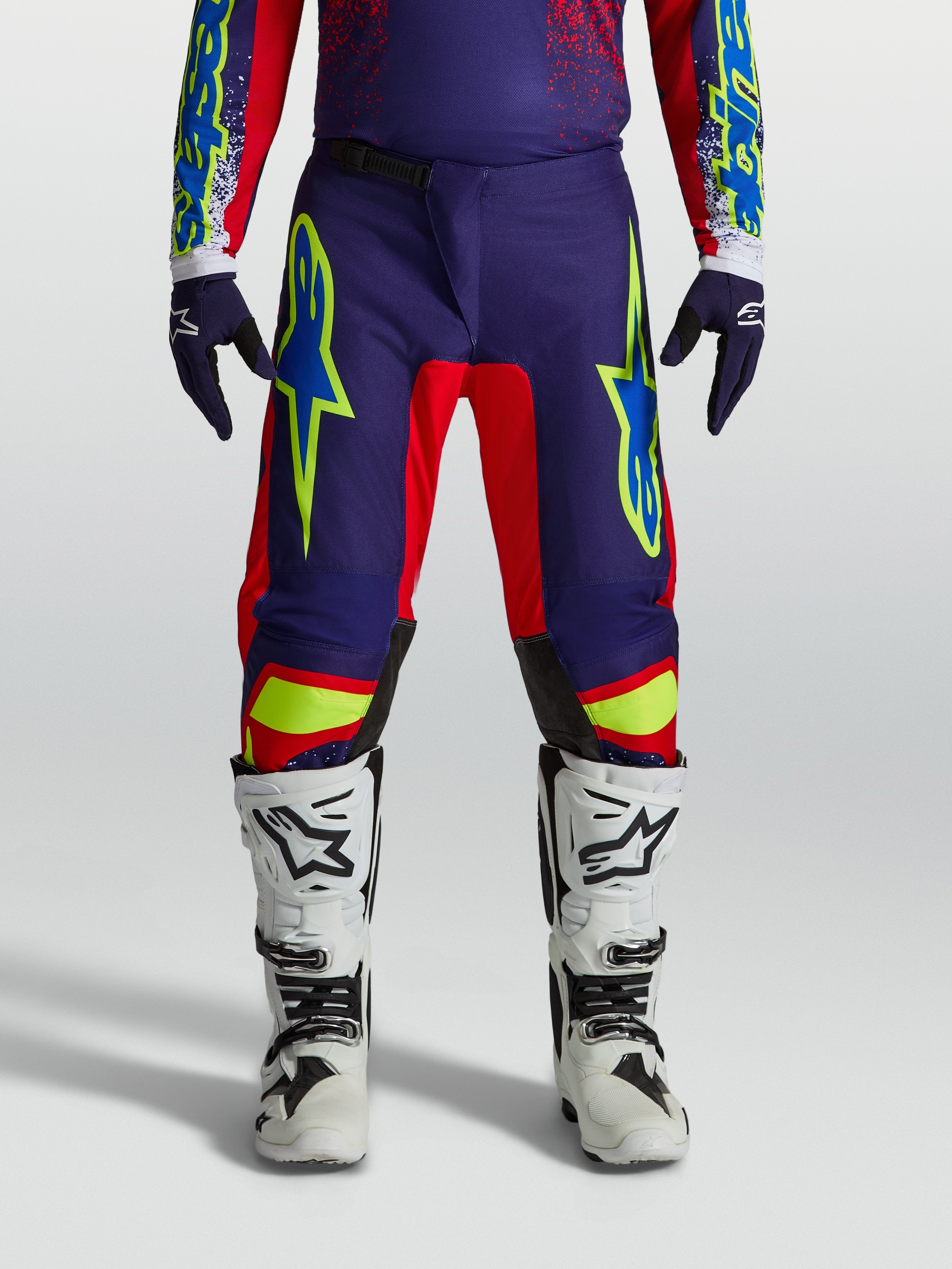 Alpinestars Pantaloni Fluid Drag, pantaloni da motocross da uomo, blu navy e rosso fuoco, vestibilità sportiva off-road.