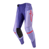 Alpinestars 2024 Techstar Ocuri Pants, pantaloni da motocross, viola e lilla con accenti arancione acceso, logo Alpinestars rosso, rinforzi neri sulle ginocchia, design sportivo per fuoristrada