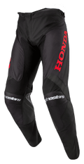 Alpinestars Honda Racer Iconic Pants, pantaloni da motocross, nero con branding rosso, caratterizzati da un grande logo Honda rosso sulla coscia e scritta Alpinestars bianca sulle ginocchia, design dal taglio sportivo per prestazioni fuoristrada