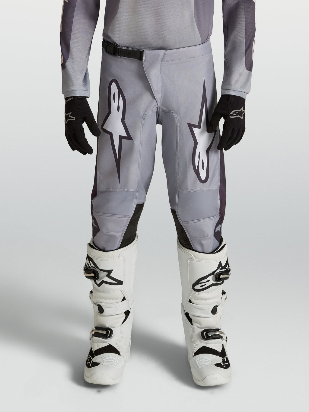 Alpinestars Pantaloni Fluid Amber Ragazzo, pantaloni da motocross grigi e neri, vestibilità sportiva per fuoristrada