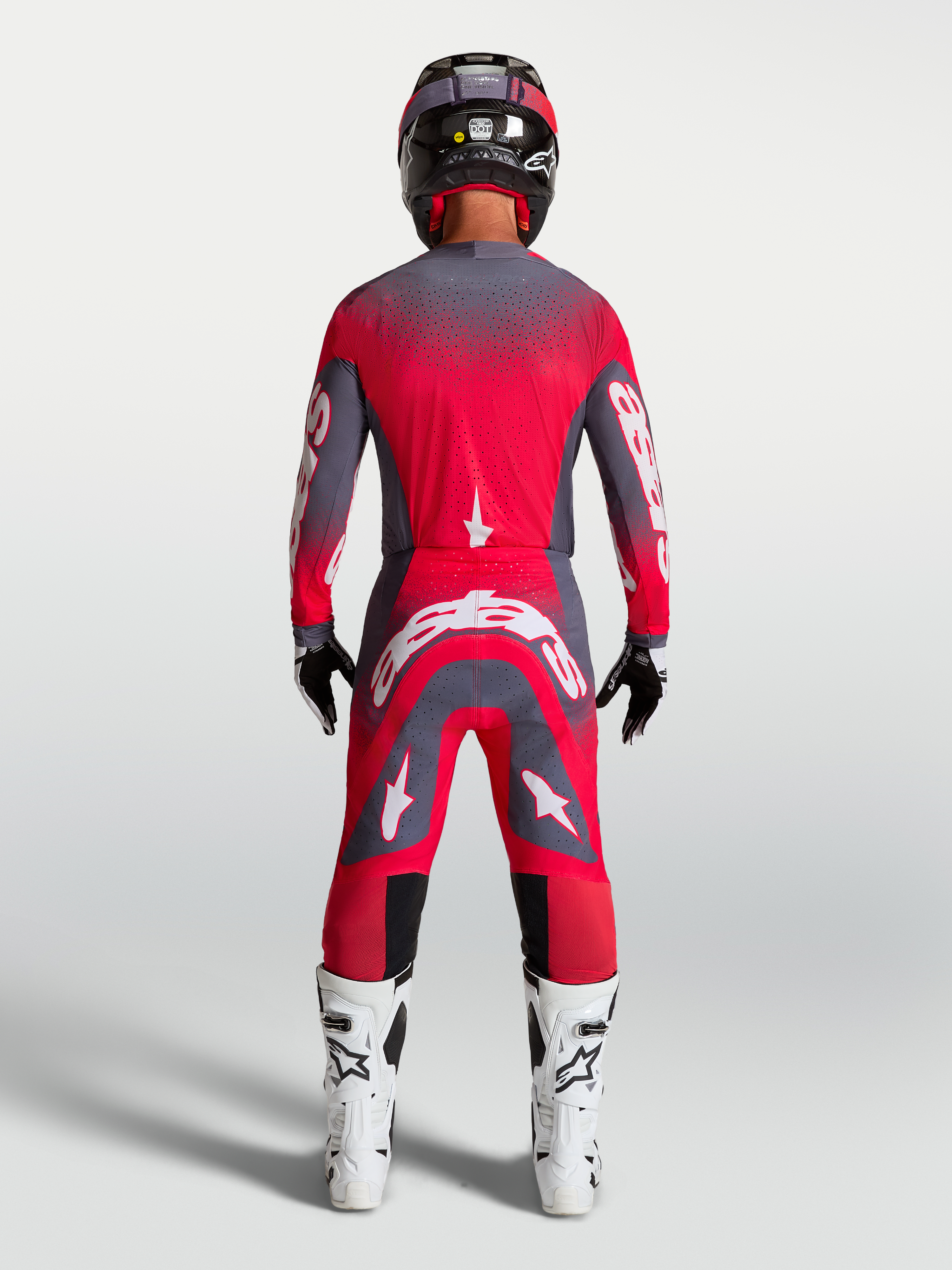 Alpinestars maglia Supertech Hiten AFD, maglia da motocross uomo, rosso fluo e grigio, vista posteriore su modello