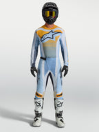 Alpinestars Maglia Techstar Maven e Gear Set, completo motocross da uomo, blu e arancione, vestibilità atletica per off-road.