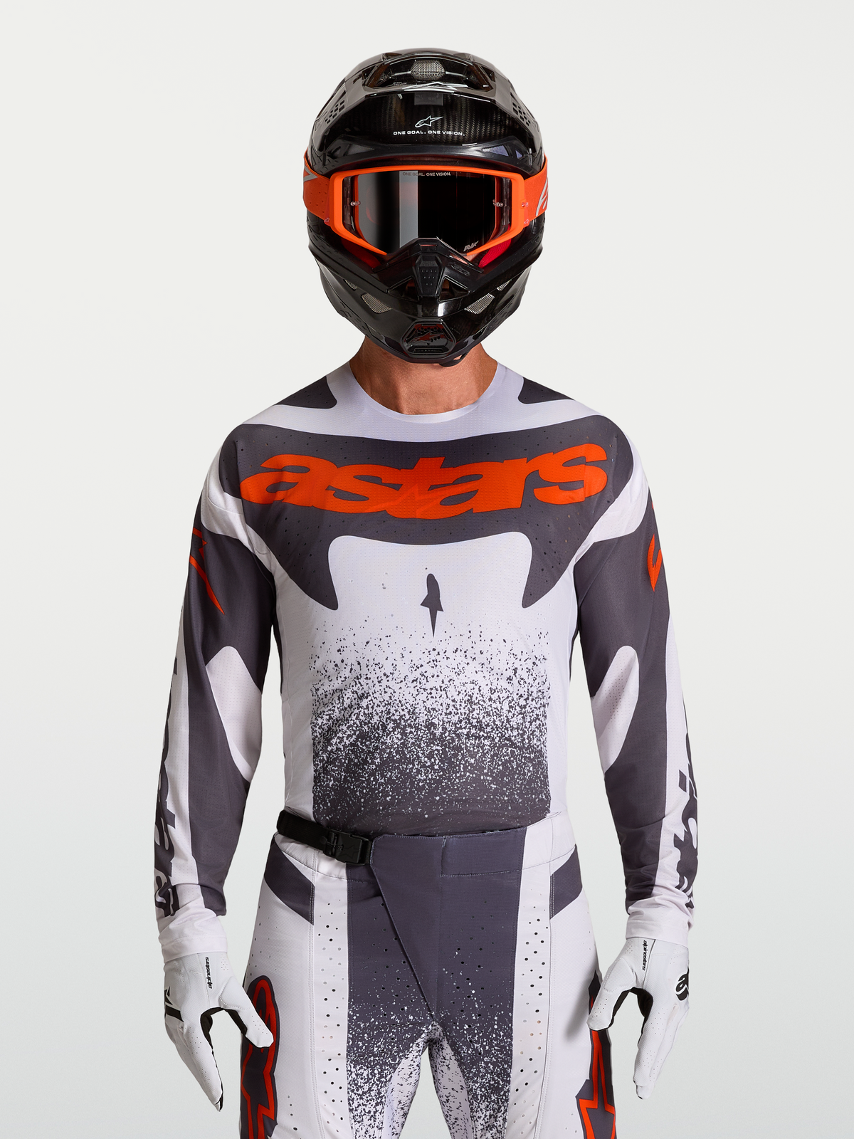 Alpinestars maglia Techstar Swan, maglia motocross uomo in bianco e grigio con dettagli rosso fluo, vestibilità da gara.