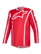 Alpinestars 2026 Fluid Apex Jersey, maglia da motocross, rosso e bianco, con grande logo A-star bianco sul petto, colletto sportivo bianco, profili verticali e bordo posteriore allungato per prestazioni fuoristrada