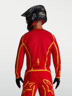 Maglia Alpinestars Fluid Apex V2 da uomo, rossa e oro, vista posteriore da motocross con taglio ergonomico e traspirante