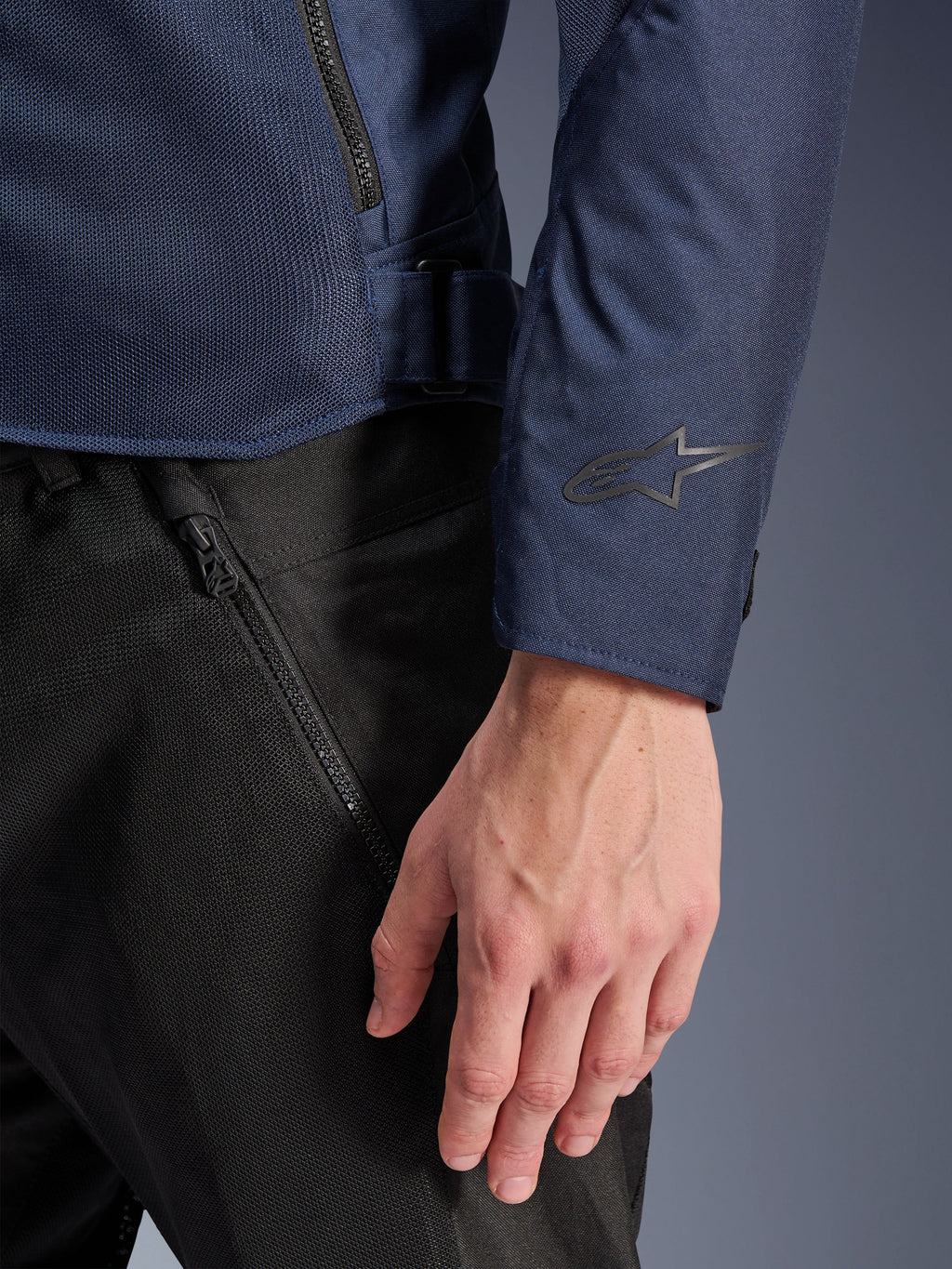 Alpinestars giacca C-1 Air, giacca da moto urban da uomo, blu, con rete tecnica e dettaglio logo sulla manica