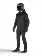 Alpinestars Felpa con cappuccio Moflow Air Tech, giacca da moto urban da uomo, nera, in mesh traspirante, predisposta per sistema airbag Tech-Air 3, con protezioni Nucleon Flex Plus, indossata da un modello con casco