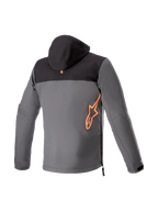 Alpinestars Felpa con cappuccio Sherpa, giacca da moto urban da uomo, nero e grigio catrame, vista posteriore con logo rosso fluo, in tessuto softshell, predisposta per airbag Tech-Air