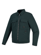 Alpinestars Bryon Water Resistant Overshirt, giacca da moto, verde Dark Emerald, design ispirato all'abbigliamento da lavoro in tela cerata, due tasche cargo sul petto, anello a D in metallo e cerniera frontale a tutta lunghezza.
