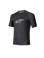 Alpinestars Tech KX Sim Top, strato base a maniche corte per karting, nero con logo Astars bianco sul petto, costruzione in rete elasticizzata traspirante, vestibilità ergonomica per karting e sim racing