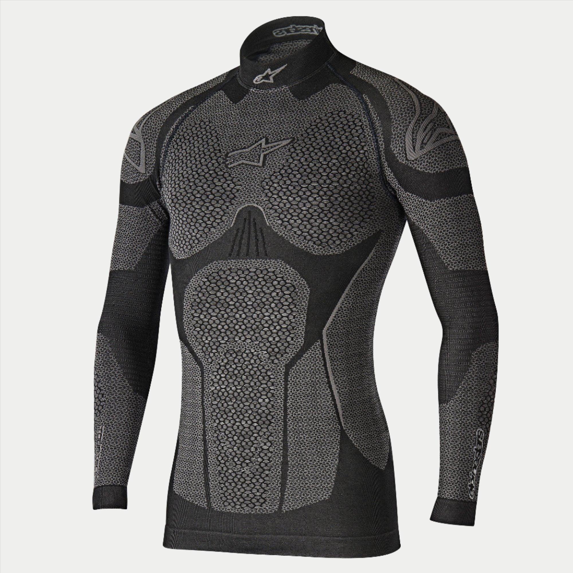 Alpinestars Ride Tech Top Long Sleeve Winter, maglia termica base layer da moto, nero e grigio, maglia tecnica a maniche lunghe con pannelli testurizzati a nido d'ape a doppia densità, vestibilità a compressione, collo a lupetto con logo Alpinestars bianco, intimo termico per climi freddi