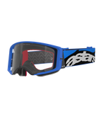 Alpinestars Supertech Stream Goggles, occhiali da motocross, blu e trasparente, montatura blu brillante con lente trasparente, ampia fascia regolabile blu e nera con logo 'astars' bianco, dettagli interni in schiuma rossa, protezione oculare professionale per competizioni off-road e motocross