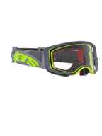 Alpinestars Supertech Stream Goggles, occhiali da motocross, montatura grigia e giallo fluo con lente trasparente, caratterizzati da un'ampia fascia grigia con un grande logo giallo fluo, progettati per prestazioni nel motocross e nel fuori strada