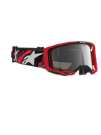 Alpinestars Vision 8 Luar Goggles, occhiali da motocross, montatura rossa e nera con lente a specchio argento, caratterizzati da un'ampia fascia intrecciata con logo Alpinestars rosso e bianco e testo "ONE GOAL. ONE VISION.", occhiali protettivi ad alte prestazioni per gare fuoristrada