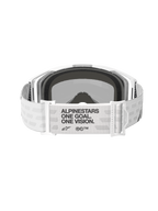 Alpinestars Vision 8 Corp Goggles, occhiali da motocross, bianco con lente argento specchiato, vista posteriore con ampia fascia bianca in tessuto e testo nero 'ALPINESTARS ONE GOAL. ONE VISION.', fibbie regolabili e morbida spugna facciale, progettati per prestazioni off-road