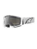 Alpinestars Vision 8 Corp Goggles, occhiali da motocross bianchi, lente specchiata argento, fascia con motivo grigio e bianco, occhiali per corse fuoristrada, imbottitura confortevole, montatura rettangolare moderna