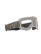 Maschere Alpinestars Vision 5 Hollow, maschere da motocross, Wind Clear, montatura grigio chiaro con lente trasparente antiappannamento, ampia fascia in tessuto con logo 'NESTARS' in evidenza, occhiali protettivi ad alte prestazioni per corse fuoristrada