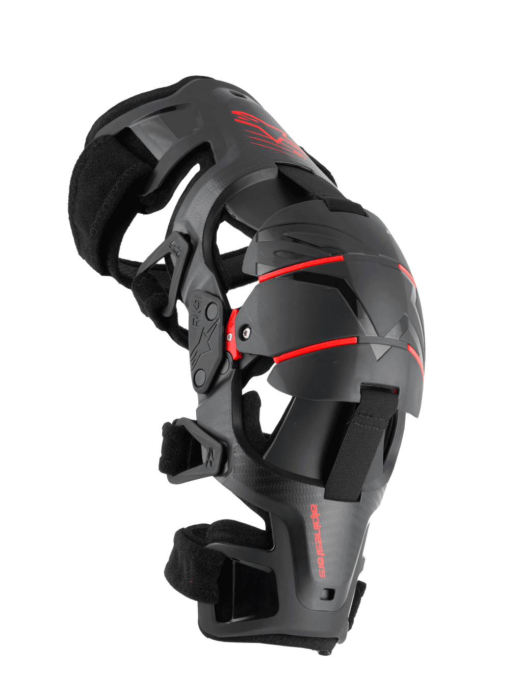 Alpinestars RK-1 Plasma Knee Brace, protezione per ginocchio da moto, nero e rosso, vista laterale con sistema di cerniere articolate a quattro punti, coppa del ginocchio a triplo segmento e cinghie regolabili per gare off-road
