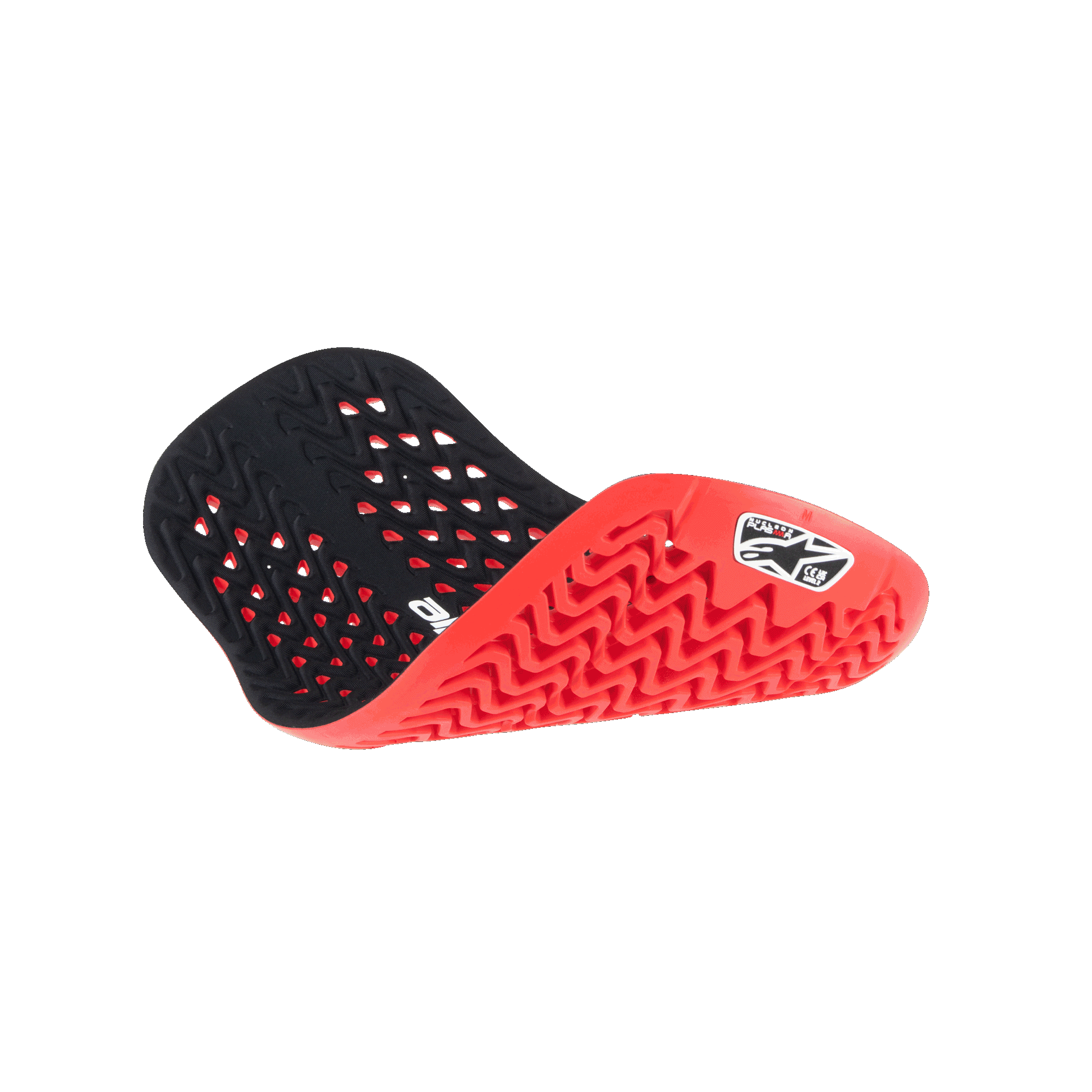 Inserto Paraschiena Alpinestars Nucleon Plasma, rosso e nero, mostrato in posizione piegata per evidenziare la flessibilità, caratterizzato da un interno nero traforato e un esterno rosso testurizzato con motivo a zig-zag e logo Alpinestars bianco, protezione motociclistica leggera e ventilata