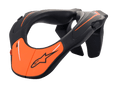 Alpinestars Youth Neck Support, collarino da motocross, nero e arancione, telaio ergonomico in polimero iniettato con superficie texturizzata, protezione per giovani piloti e competizioni fuoristrada