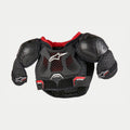 Alpinestars Youth Bionic Action Kickstart Chest Guard, protezione torace per moto, nero e rosso, con protezioni per torace e spalle in TPR semirigido, logo Alpinestars bianco e design in rete ventilata per motocross giovanile
