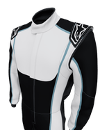Alpinestars Tech Vision V3 Custom Suit, tuta da gara automobilistica, nero e bianco con dettagli azzurri, con spalline caratterizzate dal logo Alpinestars, design professionale per il motorsport