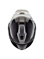 Casco Alpinestars Supertech R10 Element, vista dall'alto, Nero Carbonio e Argento, finitura lucida con trama in fibra di carbonio a vista, struttura delle prese d'aria aerodinamiche, logo R10 e marchio Alpinestars, casco da moto professionale da corsa