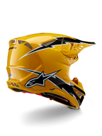 Casco Alpinestars Supertech M10 Ampress, casco da motocross, Nero Giallo Lucido, caratterizzato da una finitura gialla lucida con grafiche stile fulmine nere e bianche, vista posteriore di tre quarti che mostra la calotta aerodinamica e le prese d'aria integrate.