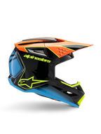 Alpinestars S-M3 Youth Fray Helmet, casco da motocross, nero con accenti arancioni, blu e giallo fluorescente, vista laterale del profilo che mostra il design aerodinamico, le prese d'aria e la visiera affilata, finitura lucida con logo giallo evidente.