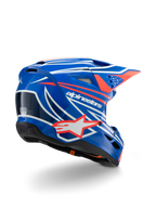 Casco Alpinestars S-M3 Youth Wurx, casco da motocross, blu lucido con grafiche rosse, bianche e nere, vista posteriore di tre quarti che mostra la calotta aerodinamica, prese d'aria e logo Alpinestars in evidenza, protezione per la testa per gare fuoristrada