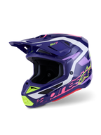 Casco Alpinestars S-M7 Deed, casco da motocross, viola e rosa lucido, base viola scuro con accenti giallo neon, rosa e bianchi, design aerodinamico con prese d'aria integrate e visiera prominente, protezione per la testa ad alte prestazioni per il fuoristrada