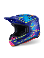 Alpinestars S-M7 Cast Helmet ECE 22.06, casco da motocross, blu, rosa e giallo fluo lucido, vista laterale a tre quarti, calotta aerodinamica con diverse porte di ventilazione, grafica vivace con accenti rosa e contorni giallo neon.