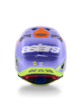 Casco Alpinestars Supertech M10 Jett Lawrence R01, casco da motocross, viola, rosa e giallo fluorescente, vista posteriore con logo astars bianco, firma di Jett Lawrence e prese d'aria multiple, design aerodinamico per corse fuoristrada