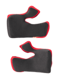 Alpinestars Supertech M10 22.06 Set guanciali standard, nero con bordi rossi, superficie in mesh con trama esagonale, imbottitura interna di ricambio per caschi da motocross, forma ergonomica curva
