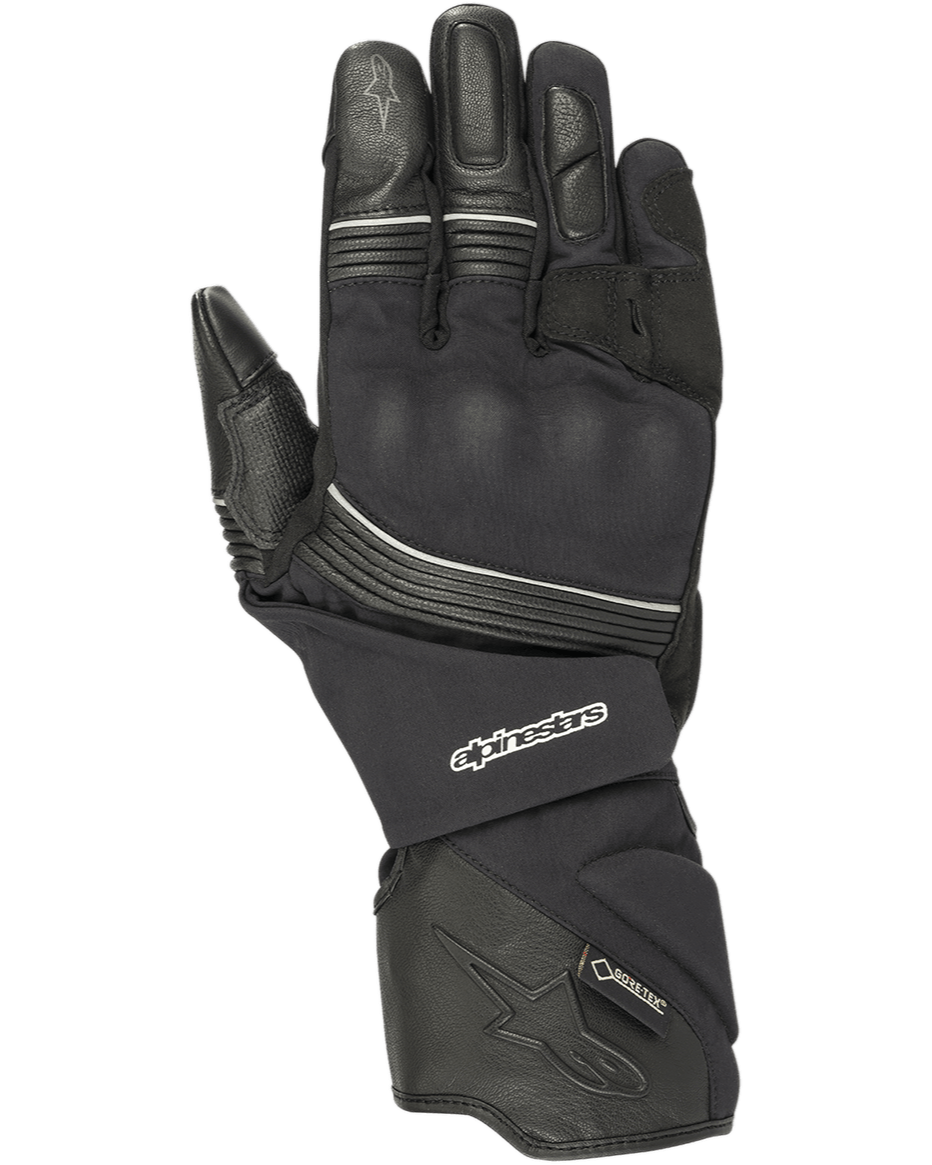 Alpinestars Jet Road Gloves, guanti da moto neri, impermeabili in Gore-Tex, costruzione in pelle e tessuto, polsino lungo, protezione nocche rinforzata, profili riflettenti, attrezzatura adventure touring