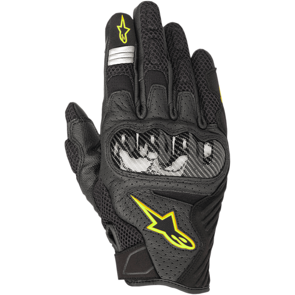 Guanti Alpinestars SMX-1 Air V2, guanti da moto, nero con accenti giallo fluorescente, protezione nocche in fibra di carbonio, costruzione in mesh e pelle traforata per la traspirabilità, logo Astars giallo e dettagli riflettenti argento sull'indice