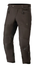 Alpinestars AST-1 V2 Waterproof Pants Short, nero, pantaloni da moto touring, costruzione in tessuto impermeabile, tasche con zip e vita regolabile, gamba pre-curvata con logo riflettente